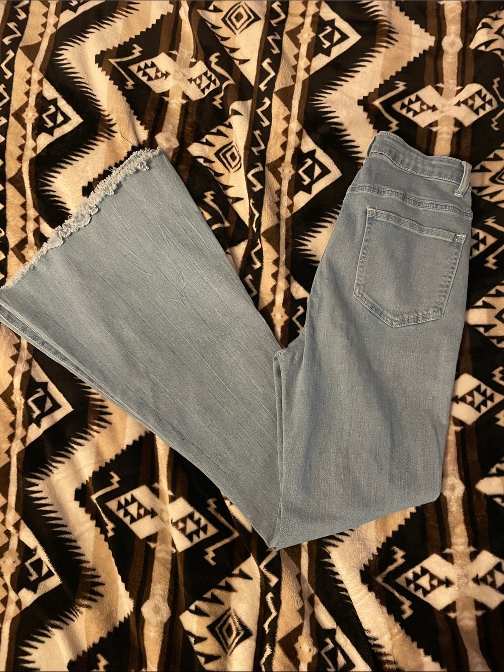 SHEIN Light Blue High-Rise Flare Jeans with Frayed Hem
